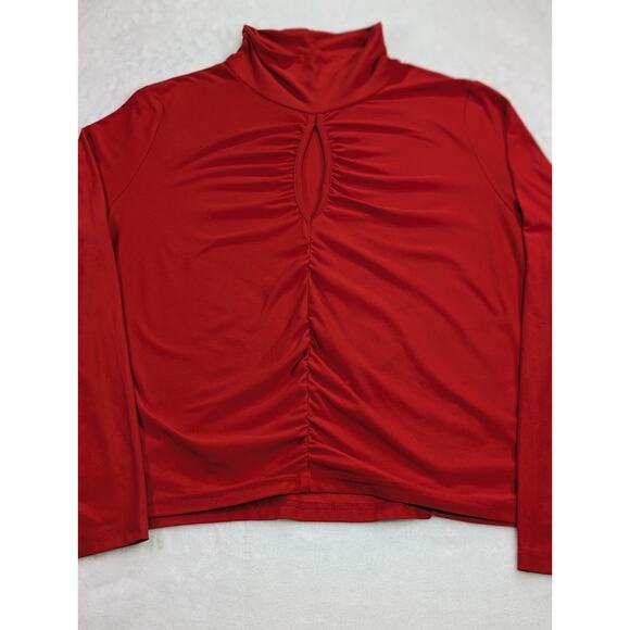 Feathers Size 2X Red Mockneck Keyhole Ruched Long Sleeve Blouse - Picture 2 of 11